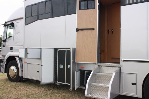 Horse Boxes For Sale - Custom Built Horseboxes                                                                             